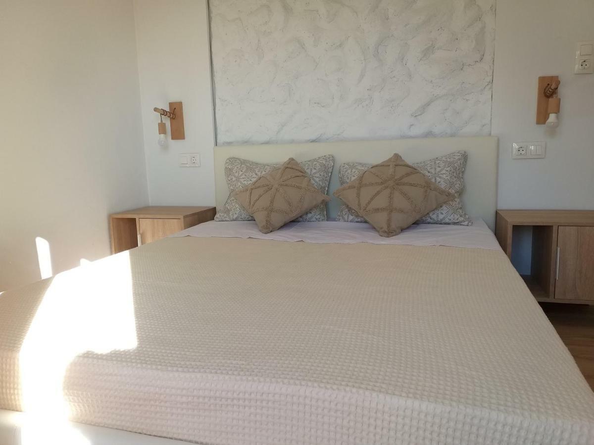 Greek Blue Apartment Плакиас Екстериор снимка