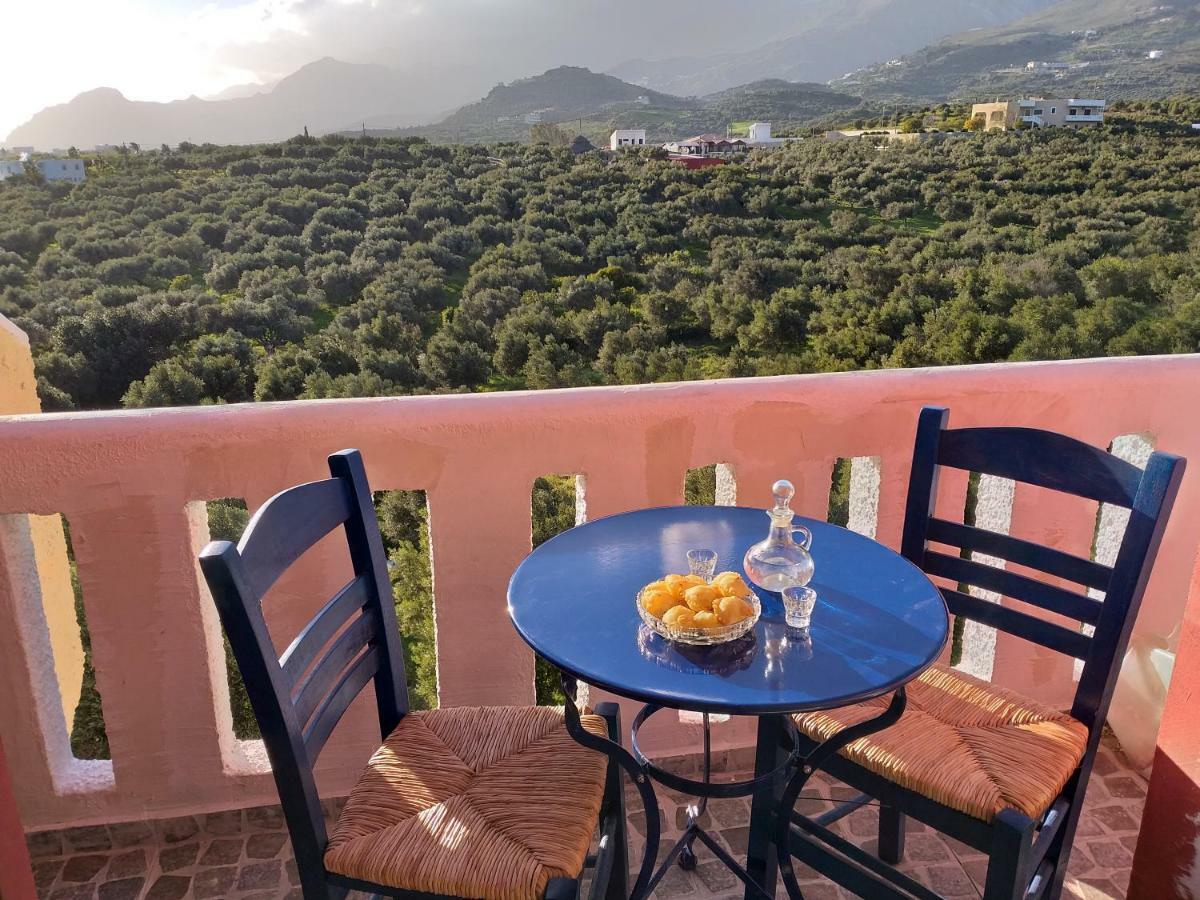 Greek Blue Apartment Плакиас Екстериор снимка